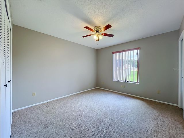 2943 ROUNDABOUT LANE, Orlando, FL 32818
