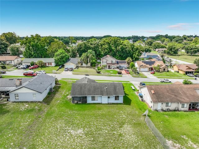 2943 ROUNDABOUT LANE, Orlando, FL 32818