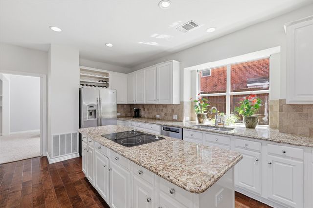 305 Brushy Creek Trail, Coppell, TX 75019