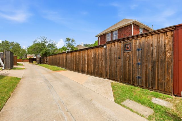 305 Brushy Creek Trail, Coppell, TX 75019