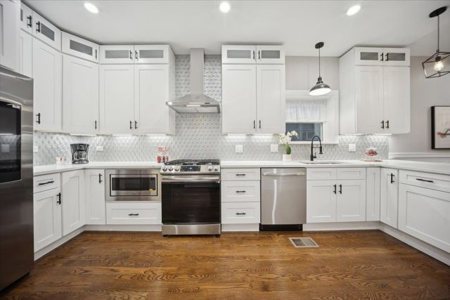 3031 Oak park Avenue, Berwyn, IL 60402