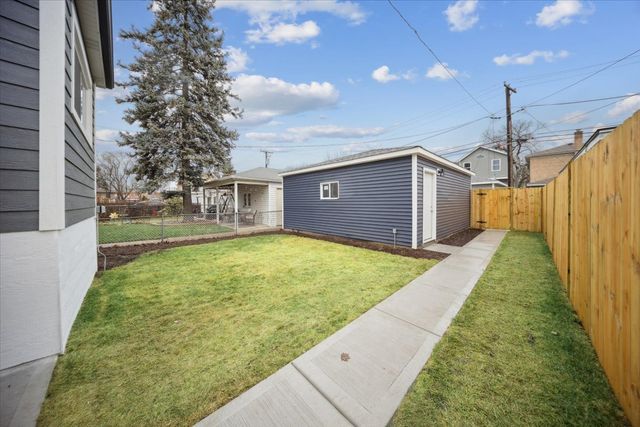 3031 Oak park Avenue, Berwyn, IL 60402