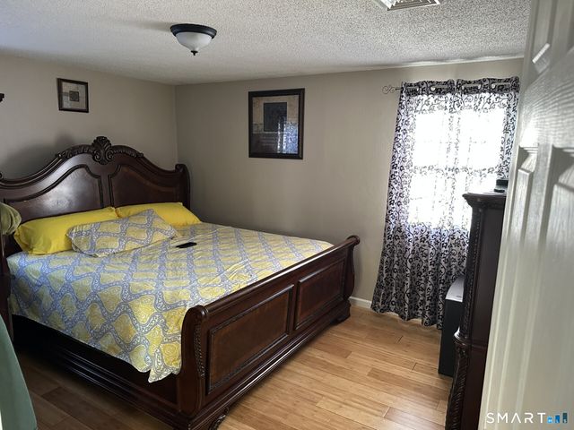 45 Swampscott Street, West Haven, CT 06516