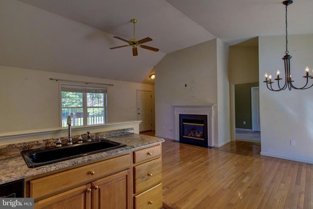 112 COMMODORE DR, Bainbridge, PA 17502