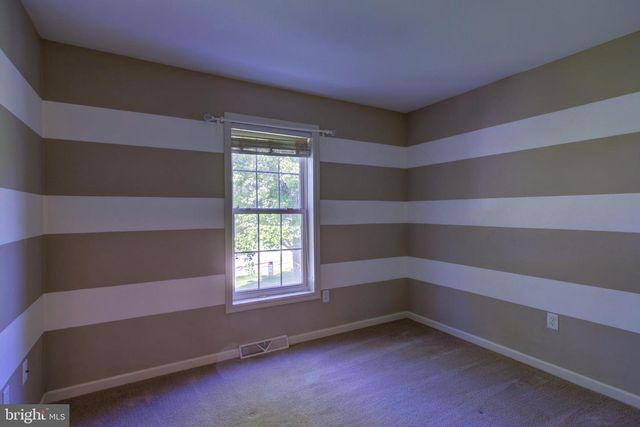 112 COMMODORE DR, Bainbridge, PA 17502