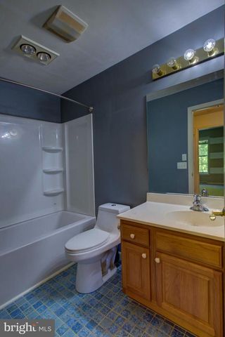 112 COMMODORE DR, Bainbridge, PA 17502