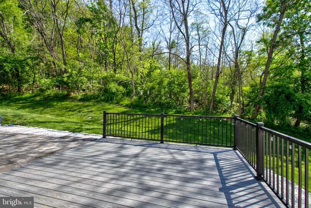 112 COMMODORE DR, Bainbridge, PA 17502