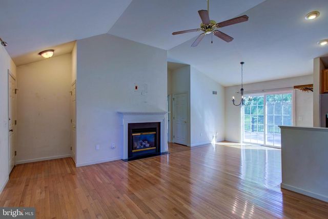 112 COMMODORE DR, Bainbridge, PA 17502