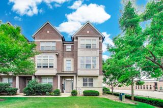 301 Alpine Springs Drive, Vernon Hills, IL 60061