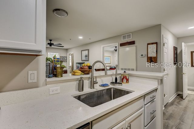 70 Helmsman Way Apt 1418, Hilton Head Island, SC 29928