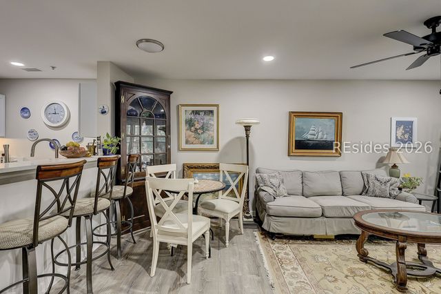 70 Helmsman Way Apt 1418, Hilton Head Island, SC 29928