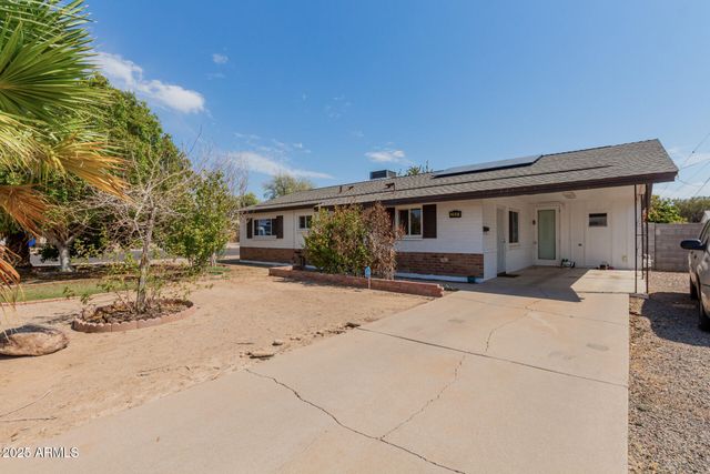 2901 W CORRINE Drive, Phoenix, AZ 85029