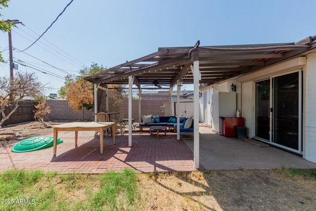 2901 W CORRINE Drive, Phoenix, AZ 85029