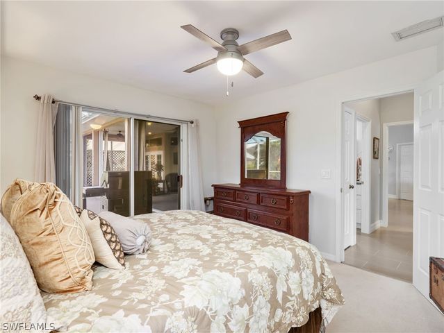 2033 Teagarden LN, Naples, FL 34110