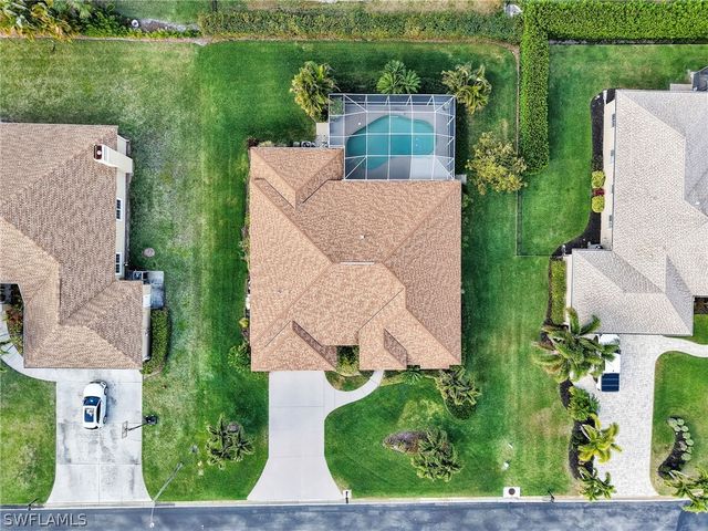 2033 Teagarden LN, Naples, FL 34110