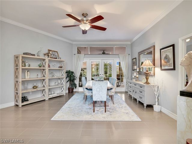 2033 Teagarden LN, Naples, FL 34110