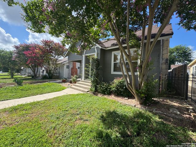 834 BAILEY AVE, San Antonio, TX 78210