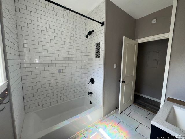 834 BAILEY AVE, San Antonio, TX 78210