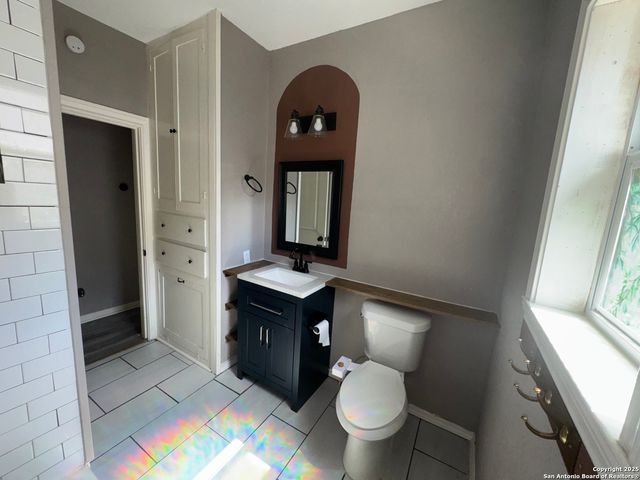 834 BAILEY AVE, San Antonio, TX 78210