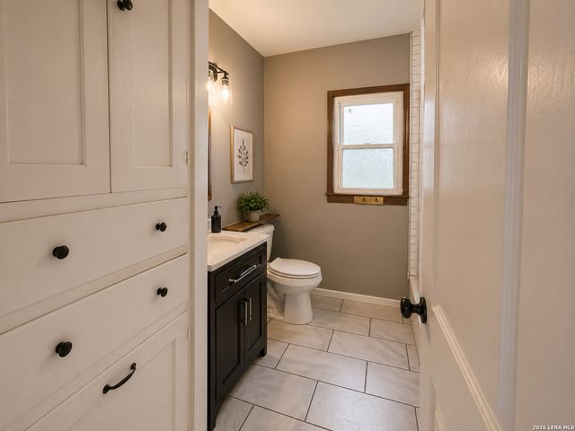 834 BAILEY AVE, San Antonio, TX 78210