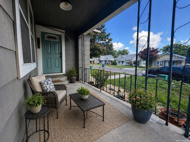 834 BAILEY AVE, San Antonio, TX 78210