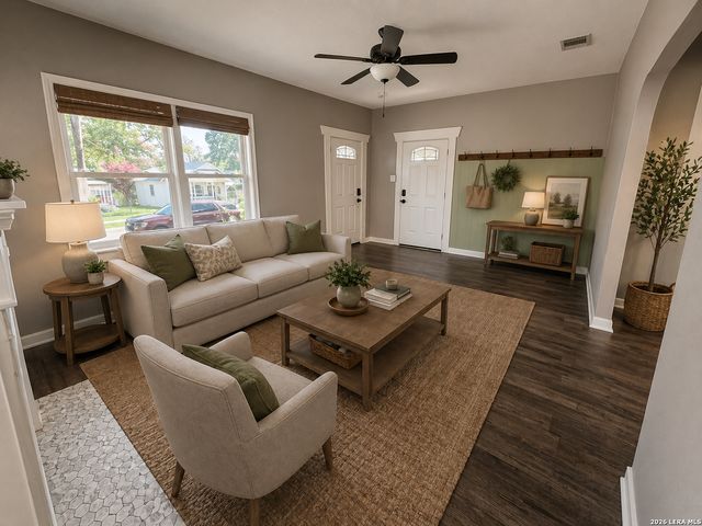 834 BAILEY AVE, San Antonio, TX 78210