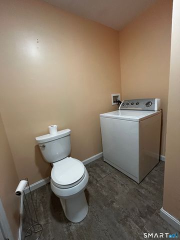 85 Ford Lane, Torrington, CT 06790