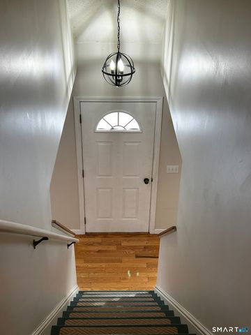 85 Ford Lane, Torrington, CT 06790