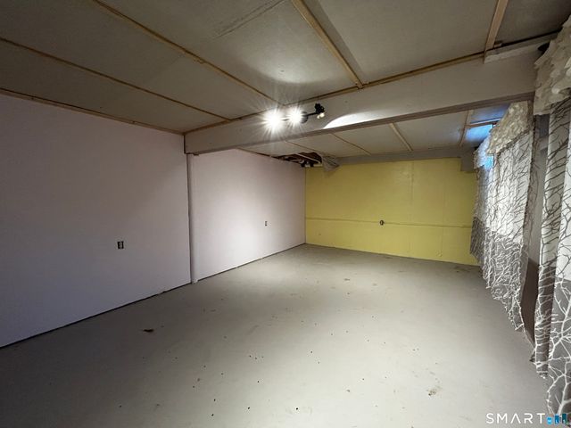 85 Ford Lane, Torrington, CT 06790