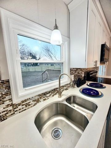 2201 Halprin CT, Norfolk, VA 23518