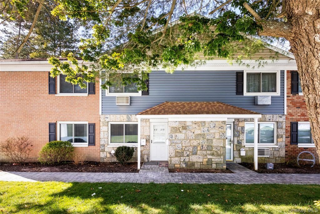 40 W 4th Street 215, Patchogue, NY 11772