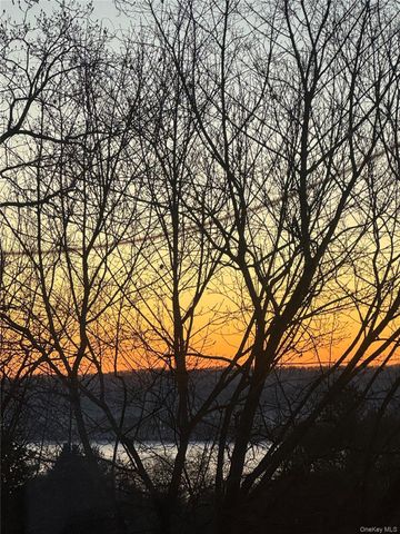 34 Piping Rock Drive, Ossining, NY 10562