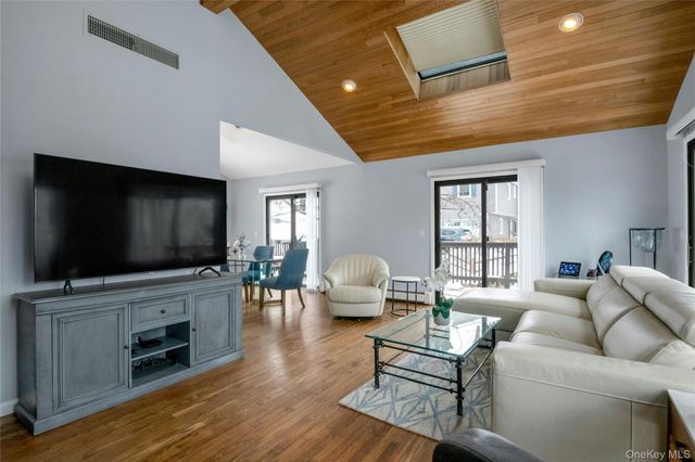 34 Piping Rock Drive, Ossining, NY 10562