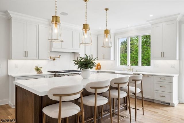 34 Crestview Ave, Madison Boro, NJ 07940