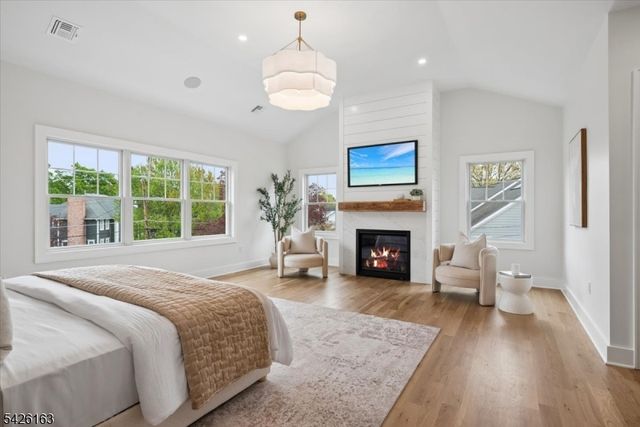 34 Crestview Ave, Madison Boro, NJ 07940