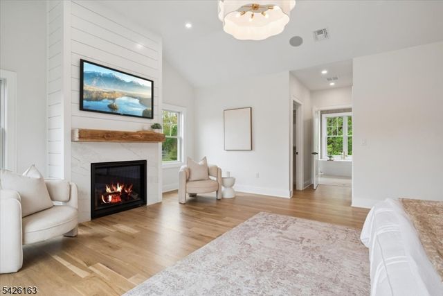 34 Crestview Ave, Madison Boro, NJ 07940