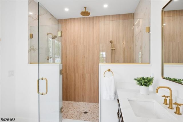 34 Crestview Ave, Madison Boro, NJ 07940