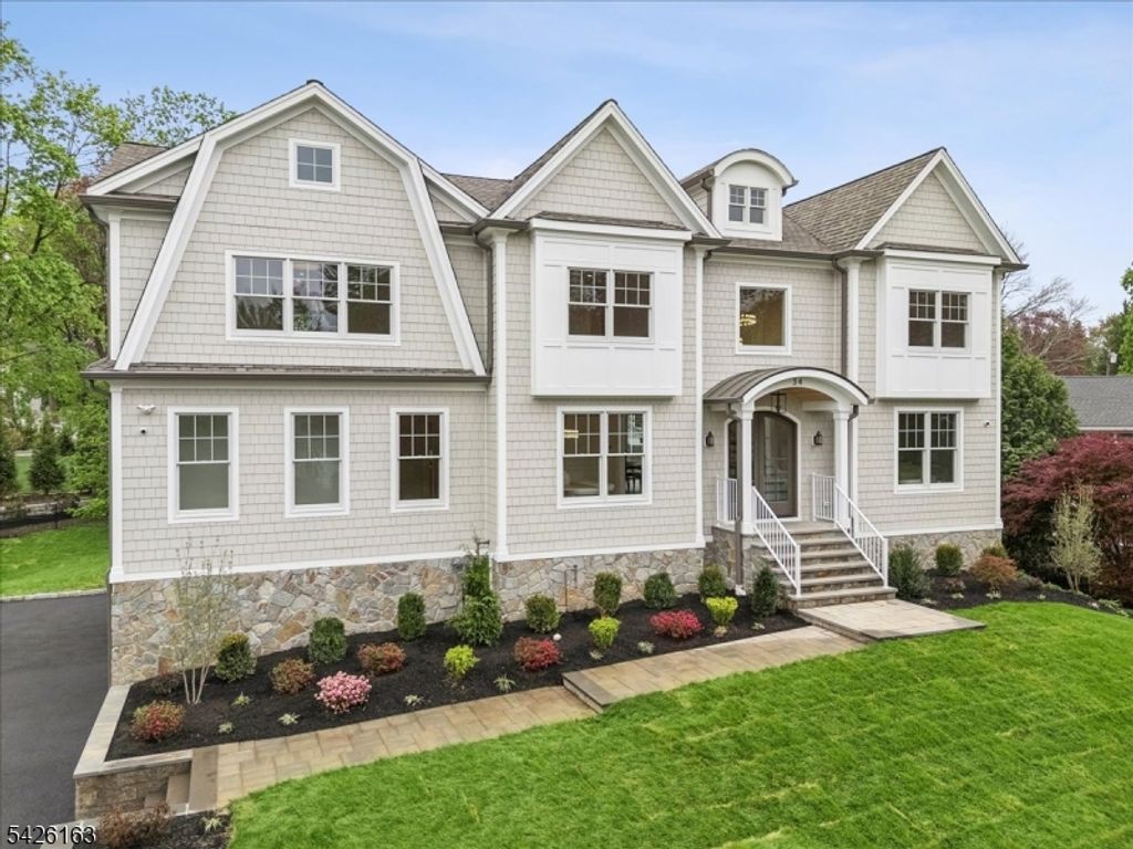 34 Crestview Ave, Madison Boro, NJ 07940