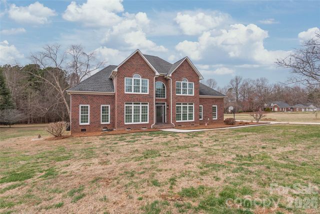 1264 Willow Oaks Trail, Weddington, NC 28104