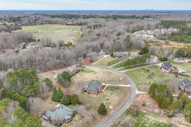 1264 Willow Oaks Trail, Weddington, NC 28104