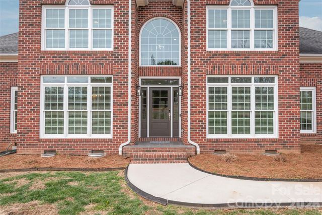 1264 Willow Oaks Trail, Weddington, NC 28104