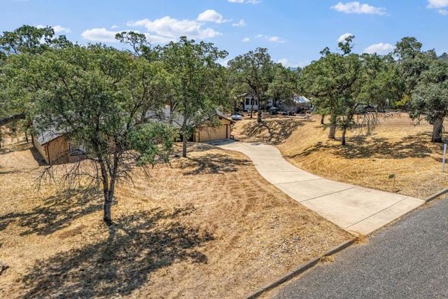 30159 Horseshoe Drive, Coarsegold, CA 93614