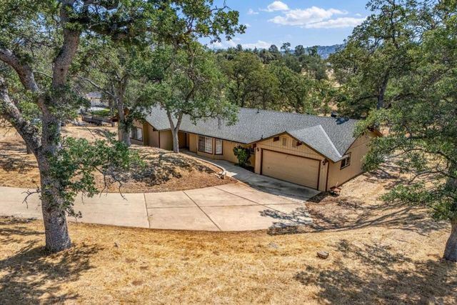 30159 Horseshoe Drive, Coarsegold, CA 93614