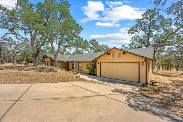 30159 Horseshoe Drive, Coarsegold, CA 93614