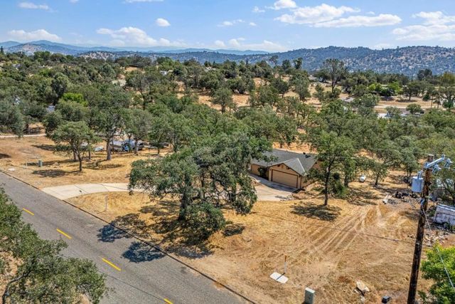 30159 Horseshoe Drive, Coarsegold, CA 93614