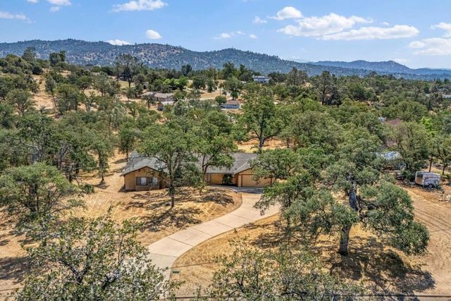 30159 Horseshoe Drive, Coarsegold, CA 93614