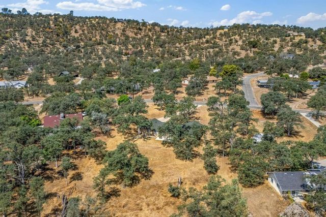 30159 Horseshoe Drive, Coarsegold, CA 93614