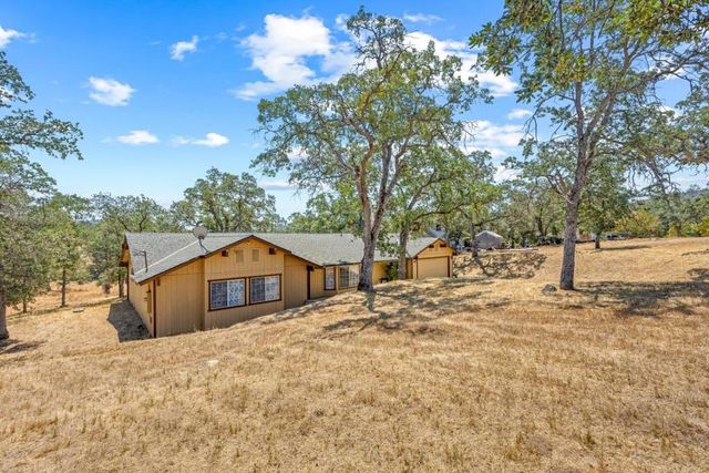 30159 Horseshoe Drive, Coarsegold, CA 93614