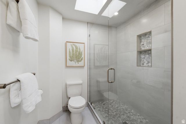 5308 S BAYWOOD CIR, Holladay, UT 84117