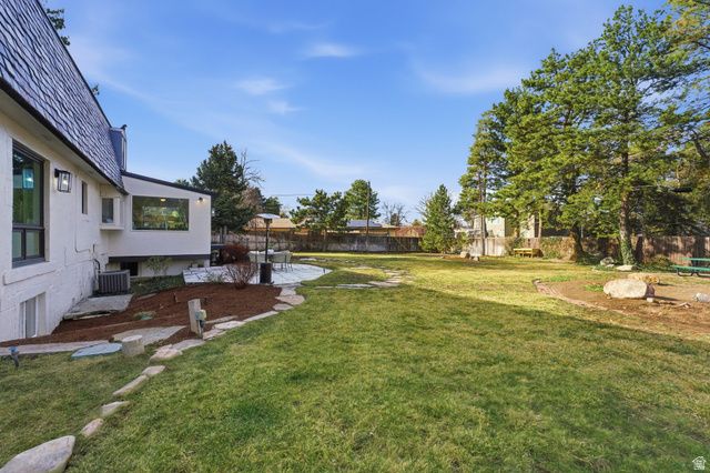 5308 S BAYWOOD CIR, Holladay, UT 84117